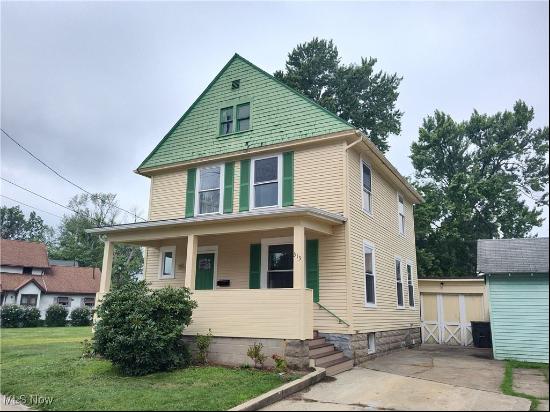 313 W 41st Street, Ashtabula OH 44004