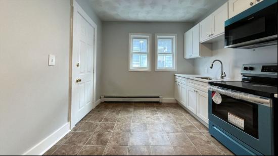 17 W Chestnut St #3L, Brockton MA 02301