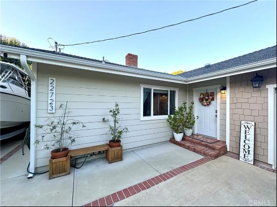 22723 Hatteras Street, Woodland Hills CA 91367