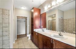 400 17th Street NW #2213, Atlanta GA 30363