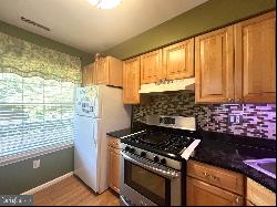 3 Powell Court #3, Hightstown NJ 08520