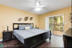 22278 Whistling Pines Ln #B, Boca Raton FL 33428