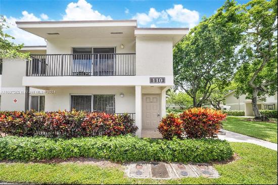 110 Gardens Dr Unit 202, Pompano Beach FL 33069