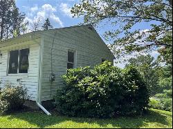 825 Johnsonburg Rd, Saint Marys PA 15857