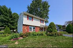 3183 Greenridge Drive, Lancaster PA 17601