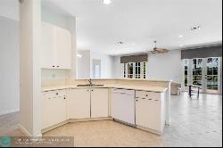 695 Nandina Dr, Weston FL 33327