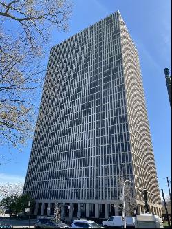 6700 S South Shore Drive #3J, Chicago IL 60649