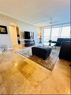 20335 W Country Club Dr Unit 1706, Aventura FL 33180