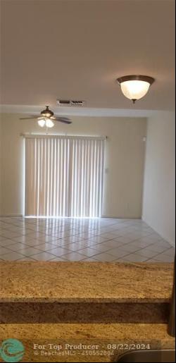 2875 15th St #2875, Pompano Beach FL 33062