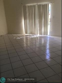 2875 15th St #2875, Pompano Beach FL 33062