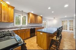 8 Burnt Bridge Rd, Sharon MA 02067