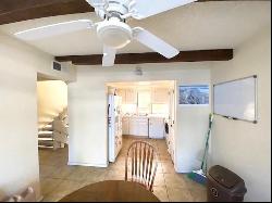 10 Lavillita Court NE, Albuquerque NM 87112