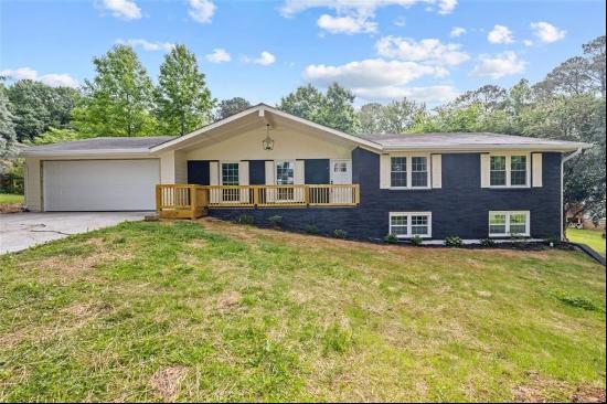 386 Killian Hill Road SW, Lilburn GA 30047