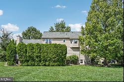 14 Spring Garden Road, Robbinsville NJ 08691