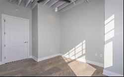 1001 Carondelet Street Unit 402, New Orleans LA 70113