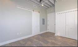 1001 Carondelet Street Unit 402, New Orleans LA 70113