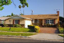 20152 Acre Street, Winnetka CA 91306