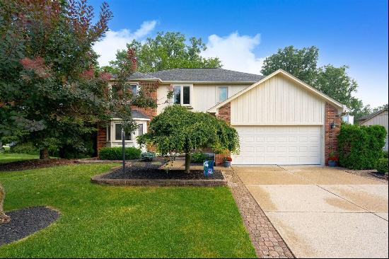 1371 Pembroke Drive, Rochester Hills MI 48307