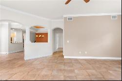 13995 Avon Park Cir, Fort Myers FL 33912