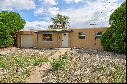 5220 Mescalero Road NE, Albuquerque NM 87110