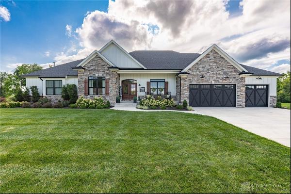 1230 Cole Harbor Drive, Troy OH 45373