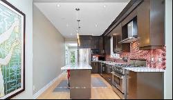 30 Fernbank Ave, Toronto ON M6H1W2