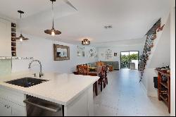 6901 Edgewater Dr Unit 328, Coral Gables FL 33133