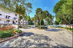 6901 Edgewater Dr Unit 328, Coral Gables FL 33133