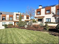 Townhouse for sale in Madrid, Boadilla del Monte, Boadilla del Monte 28660