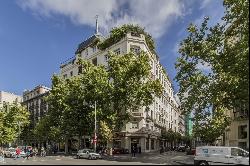 Luxury flat in Jerónimos 6 floor, Madrid 28014