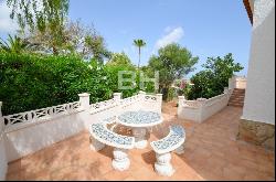 Villa close to town with wonderful sea views, Denia 03700