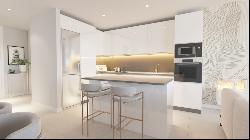 Brand-new apartments and townhouses walking distance to well-kno, Estepona 29680