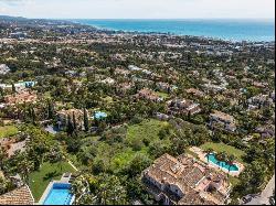 Unique investment opportunity – South-facing plot with sea views, Marbella 29602