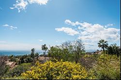 Unique investment opportunity – South-facing plot with sea views, Marbella 29602