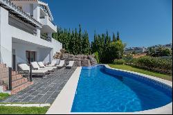 Andalusian-style villa with sea and golf views in La Resina, Est, Estepona 29680