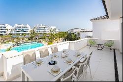 Modern duplex penthouse with panoramic sea views in Mirador de E, Estepona 29680