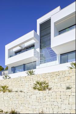 Minimalist New-Build Villa with Stunning Sea Views in Sierra de , Altea 03590