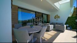 Luxury and Sustainability in the Exclusive Finestrat Community, Benidorm 03501