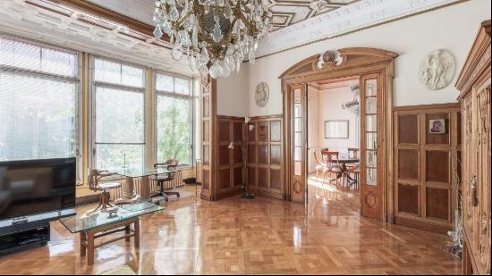 BEAUTIFUL MAIN APARTMENT IN L'EIXAMPLE DRET DE BARCELONA, Barcelona 08007