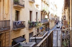 IMPRESSIVE 400 M2 FLAT WITH TERRACE IN THE HISTORIC CENTRE OF BA, Barcelona 08002