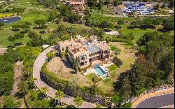 Distinguished frontline golf villa situated on an extensive plot, Benahavis 29679