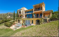 Distinguished frontline golf villa situated on an extensive plot, Benahavis 29679