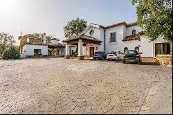 Astonishing country estate with sea views in La Mairena, Ojen 29612