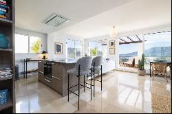 Spacious duplex penthouse with amazing views in The Oakhill, La , Ojén 29612