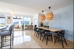 Spacious duplex penthouse with amazing views in The Oakhill, La , Ojén 29612