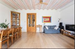 EXCELLENT APARTMENT FOR SALE IN THE HISTORIC CENTRE OF BARCELONA, Barcelona 08002