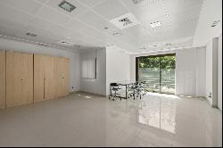 Custom business centre in Mansion Club, on Marbella’s Golden Mil, Marbella 29602