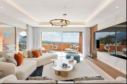 Spacious duplex penthouse with breathtaking views over the Golf , Marbella 29660