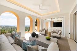 Spacious duplex penthouse with breathtaking views over the Golf , Marbella 29660