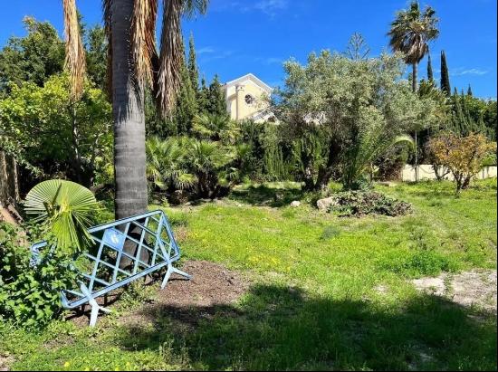 Unique opportunity on the New Golden Mile, Estepona: flat plot r, Estepona 29680